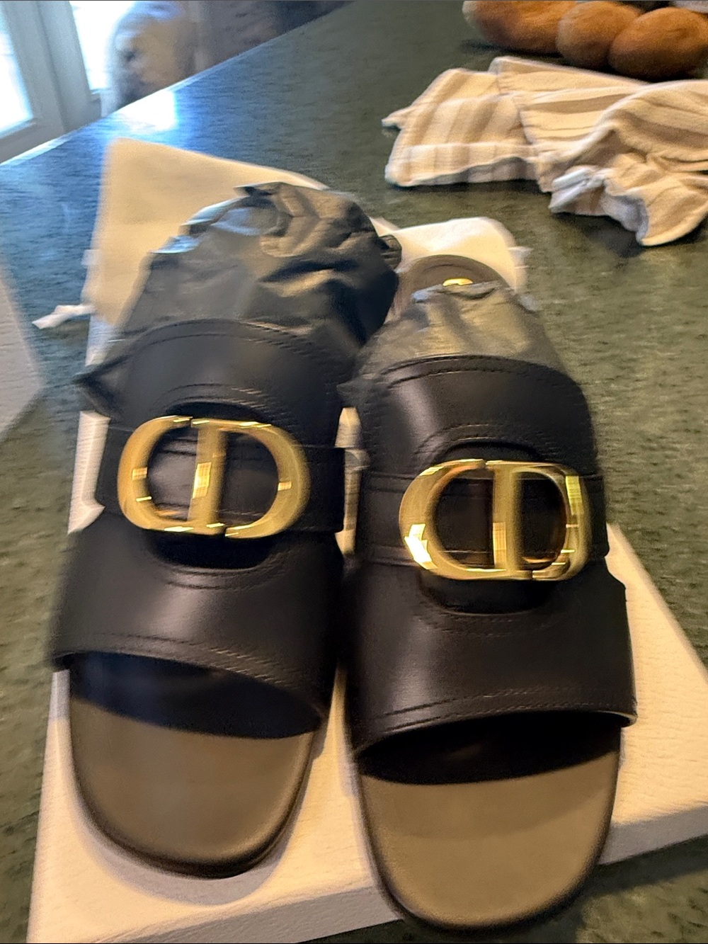 New in box Dior 30 Montaigne Sandal black size 40